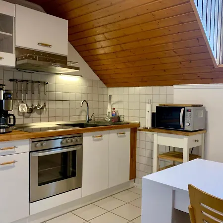 Apartment Ferienwohnung Cäcilia Im Idyllischen Haus Kommeles - An Der Mosel