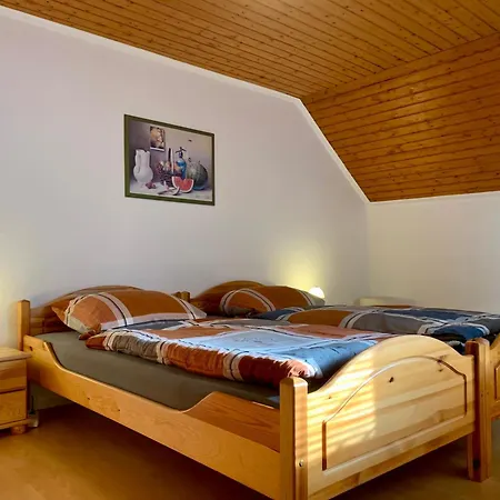 Ferienwohnung Cäcilia Im Idyllischen Haus Kommeles - An Der Mosel Apartment Leiwen